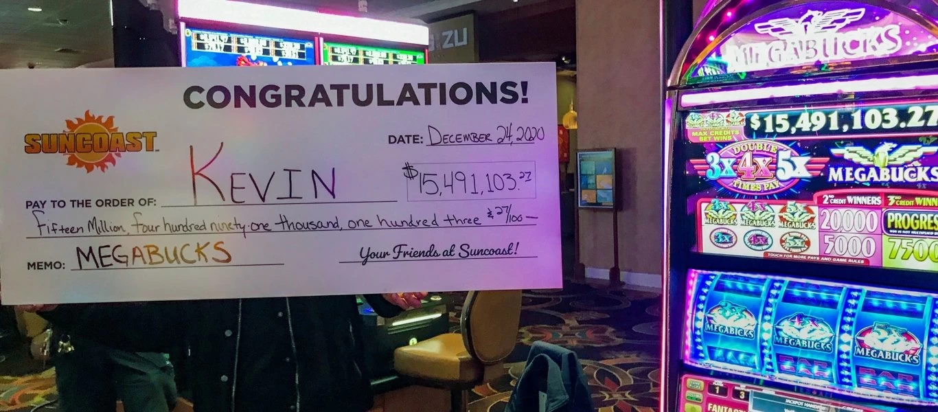 «Αν έχεις τύχη διάβαινε» - Άνδρας κέρδισε 15,5 εκατομμύρια με 40 δολάρια (φώτο)